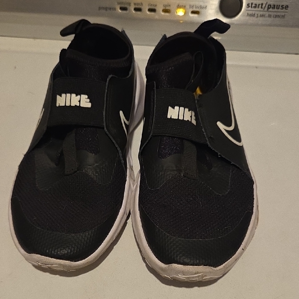 Nike Kids Black Shoes